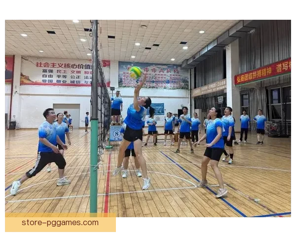 排球杯赛:激烈角逐 火花迸发 排球杯赛:激烈角逐 火花迸发